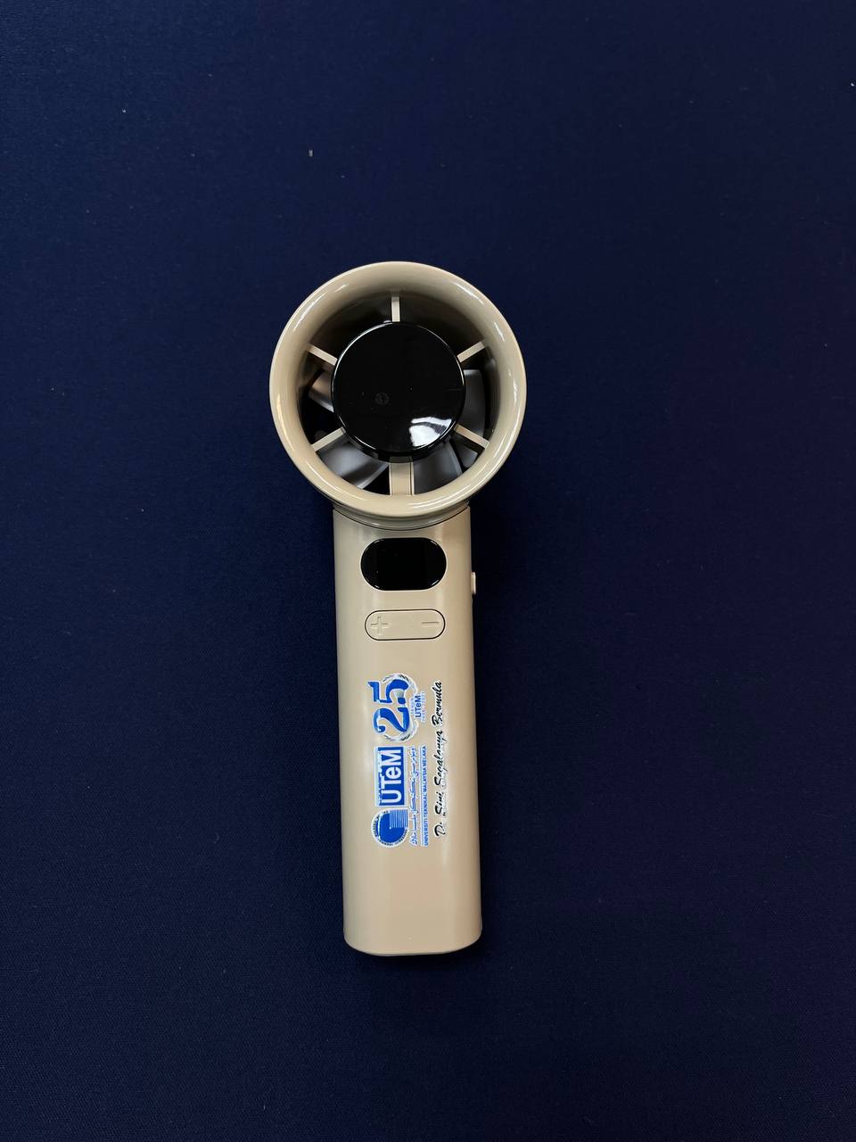 Handheld Fan with LED Display 25 Tahun UTeM - Image 4